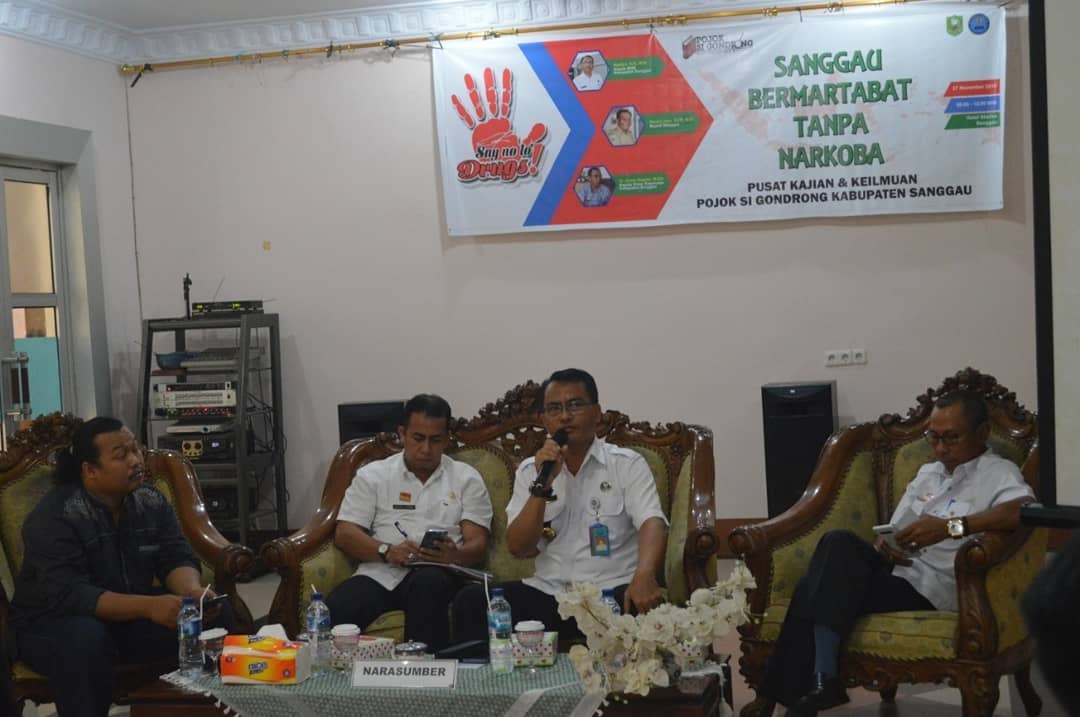 BNNK Sanggau melaksanakan Diseminasi Informasi P4GN melalui Talkshow BNNK Sanggau melaksanakan Diseminasi Informasi P4GN melalui Talkshow