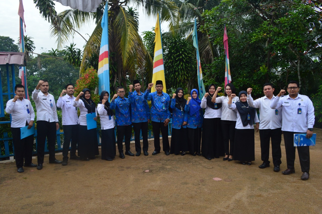 UPACARA 17 AGUSTUS 2019 DI KANTOR BNNK SANGGAU UPACARA 17 AGUSTUS 2019 DI KANTOR BNNK SANGGAU