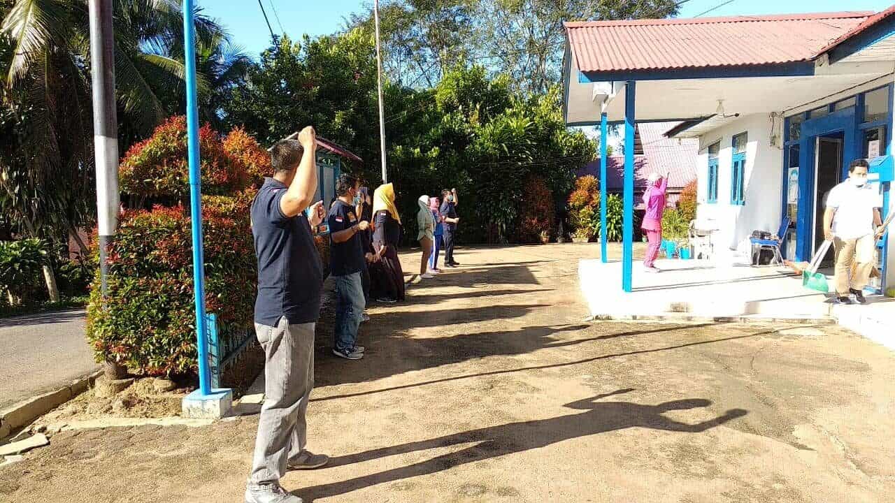 Pegawai BNNK Sanggau Gelar Senam Sehat Bersama Pegawai BNNK Sanggau Gelar Senam Sehat Bersama