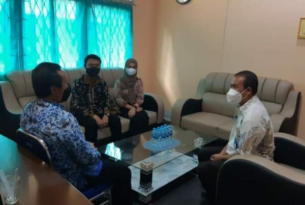 Kepala BNNK Sanggau Koordinasi dengan Kepala Dinas Tenaga Kerja dan Transmigrasi Kab. Sanggau terkait Inpres Nomor 2 Tahun 2020.