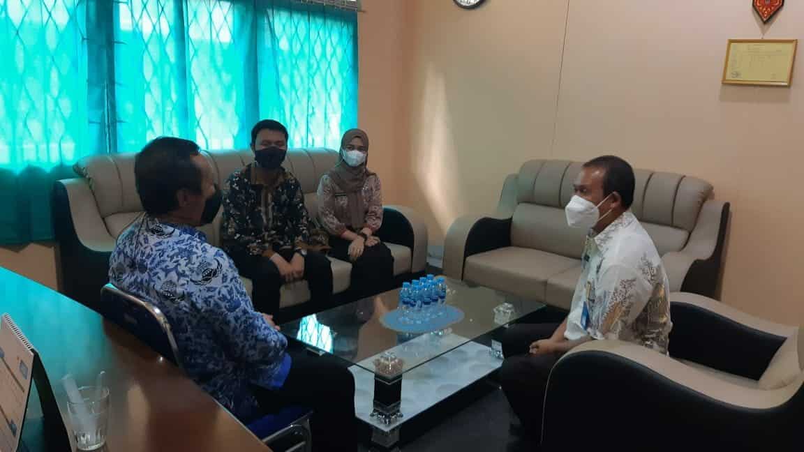 Kepala BNNK Sanggau Koordinasi dengan Kepala Dinas Tenaga Kerja dan Transmigrasi Kab. Sanggau terkait Inpres Nomor 2 Tahun 2020. Kepala BNNK Sanggau Koordinasi dengan Kepala Dinas Tenaga Kerja dan Transmigrasi Kab. Sanggau terkait Inpres Nomor 2 Tahun 2020.
