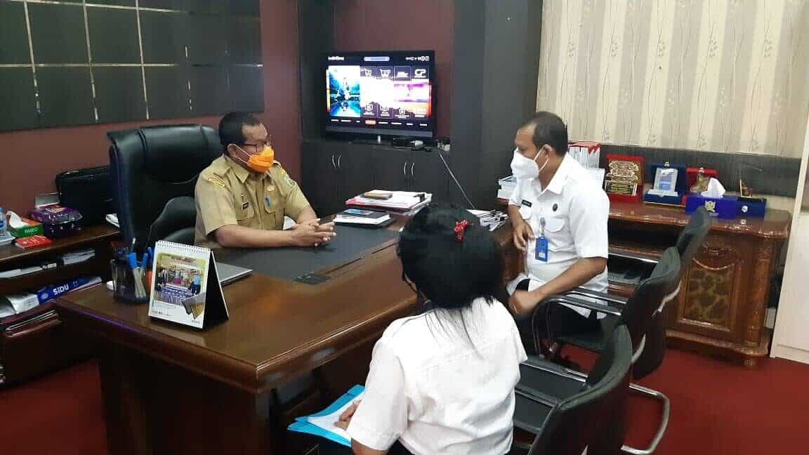 Kepala BNNK Sanggau Koordinasi dengan Sekretaris Daerah Kabupaten Sanggau terkait Inpres Nomor 2 Tahun 2020. Kepala BNNK Sanggau Koordinasi dengan Sekretaris Daerah Kabupaten Sanggau terkait Inpres Nomor 2 Tahun 2020.