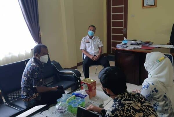 Kepala BNNK Sanggau Koordinasi dengan Kepala Dinas Kependudukan dan Catatan Sipil Kab. Sanggau terkait Inpres Nomor 2 Tahun 2020.