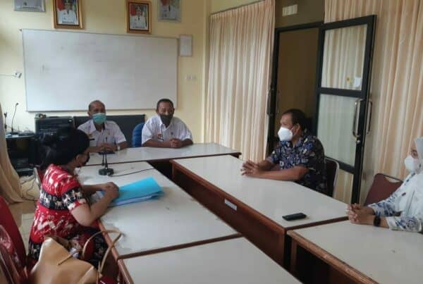 Kepala BNNK Sanggau Koordinasi dengan Kepala Dinas Perindustrian,Perdagangan,Koperasi dan Usaha Mikro Kabupaten Sanggau terkait Inpres Nomor 2 Tahun 2020.