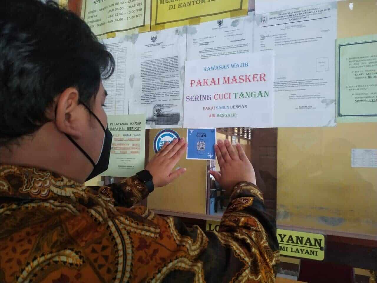 Komunikasi Informasi Dan Edukasi (KIE) Di Desa Sungai Mawang Kecamatan Kapuas. Komunikasi Informasi Dan Edukasi (KIE) Di Desa Sungai Mawang Kecamatan Kapuas.
