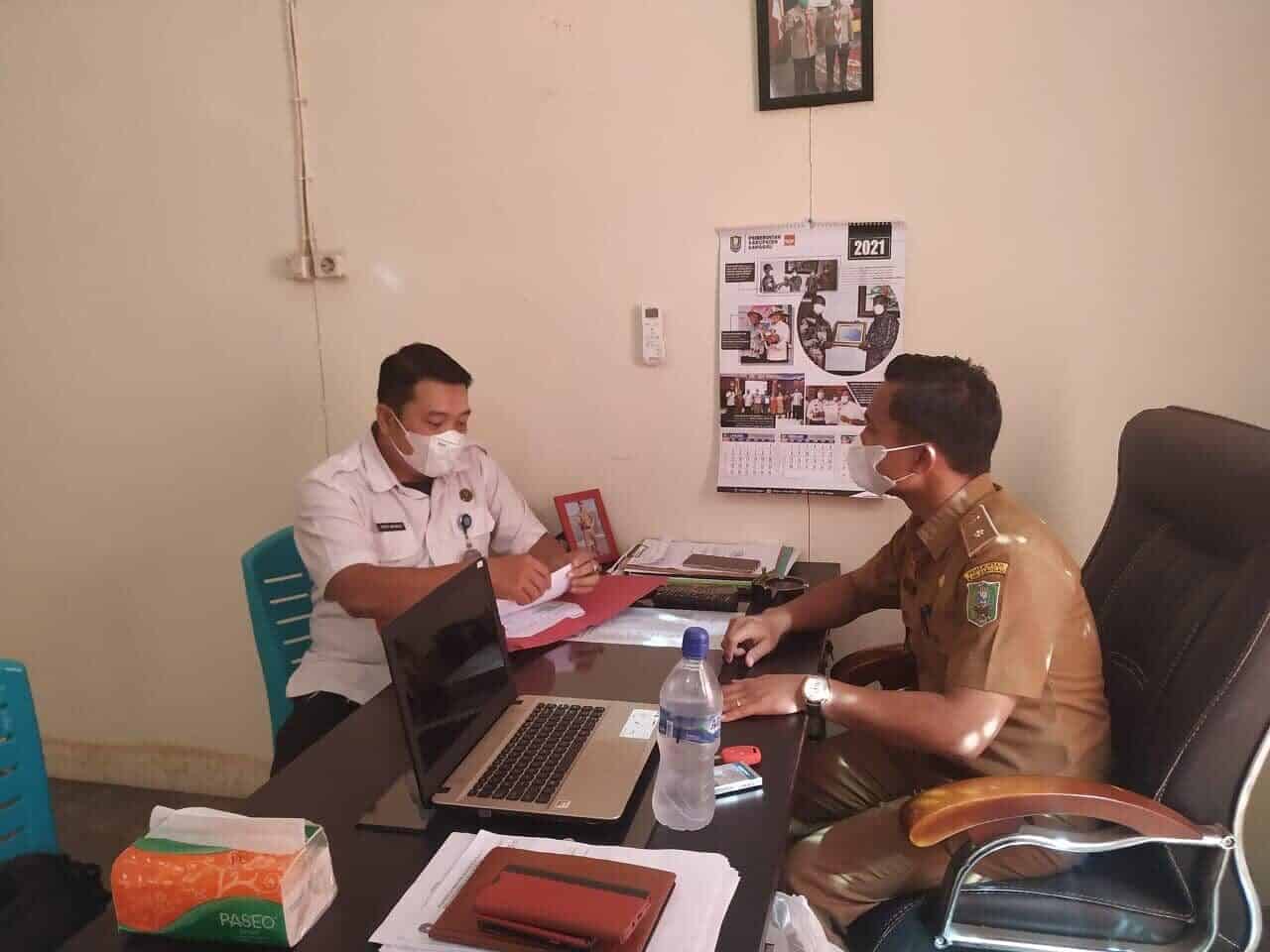 Koordinasi ke Lurah Beringin terkait rencana kegiatan Launching Pembentukan dan Penetapan Lokasi Fokus Program Pelaksanaan Intervensi Berbasis Masyarakat Koordinasi ke Lurah Beringin terkait rencana kegiatan Launching Pembentukan dan Penetapan Lokasi Fokus Program Pelaksanaan Intervensi Berbasis Masyarakat