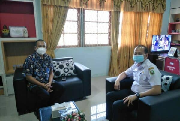 Kepala BNNK Sanggau Koordinasi dengan Kepala Dinas Penanaman Modal dan Pelayanan Terpadu Satu Pintu Kabupaten Sanggau terkait Inpres Nomor 2 Tahun 2020.