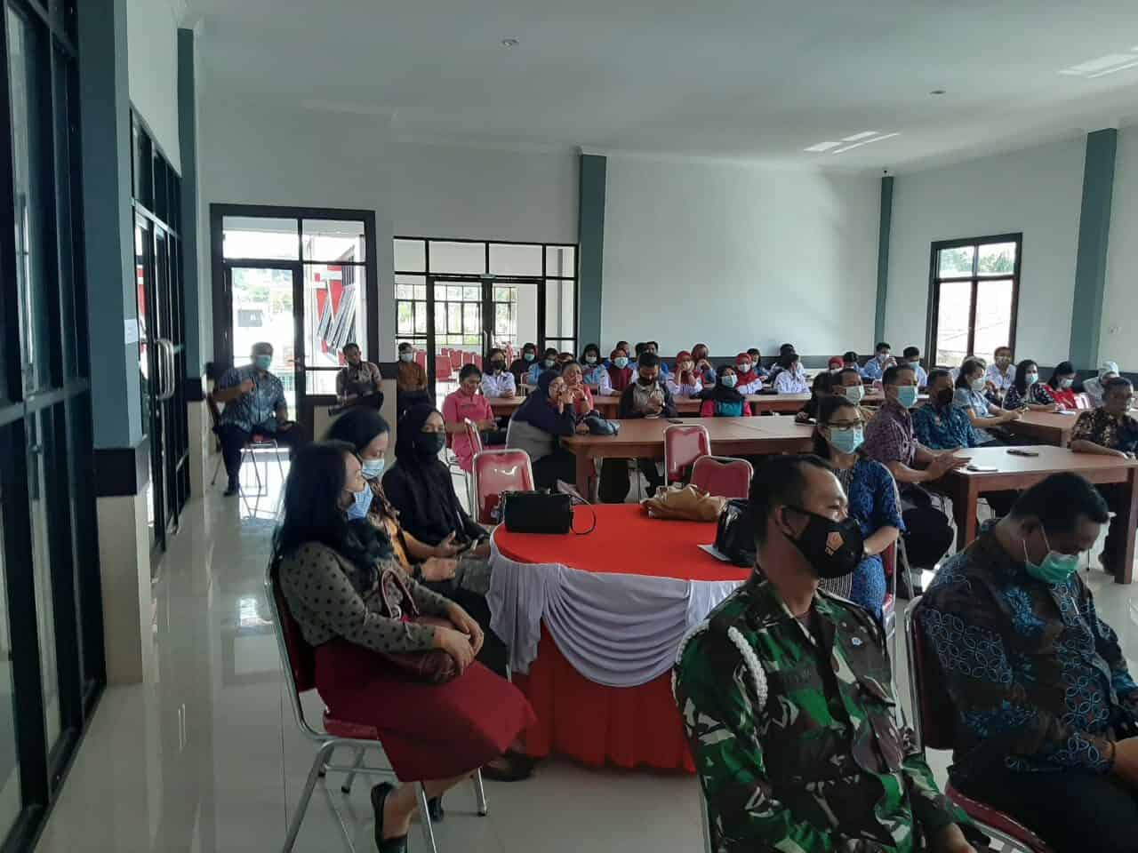 PERTEMUAN PETANI MILENIAL DAN GENRE KABUPATEN SANGGAU. PERTEMUAN PETANI MILENIAL DAN GENRE KABUPATEN SANGGAU.