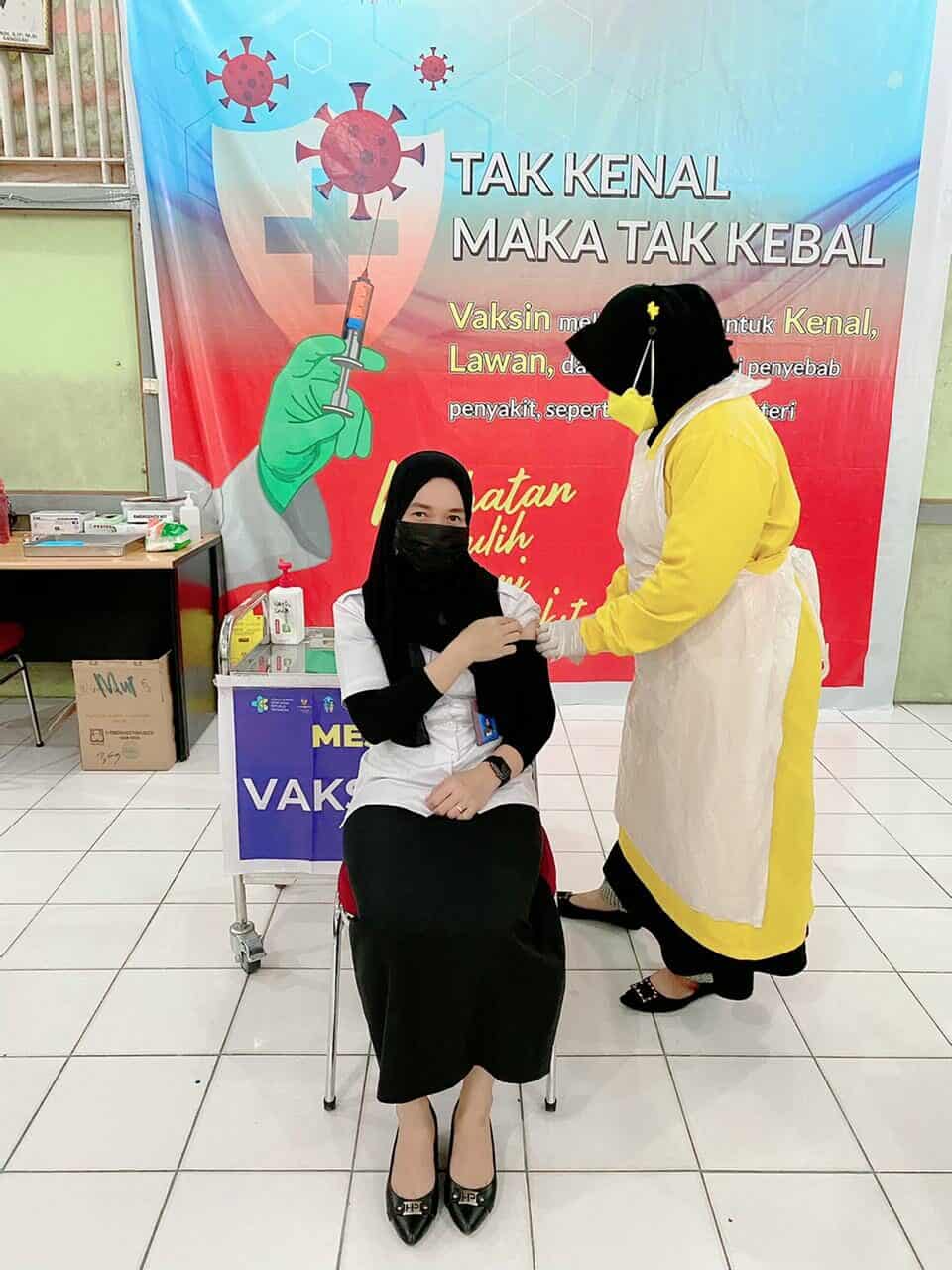 VAKSINASI COVID-19 TAHAP 2 PERSONIL BNNK SANGGAU. VAKSINASI COVID-19 TAHAP 2 PERSONIL BNNK SANGGAU.