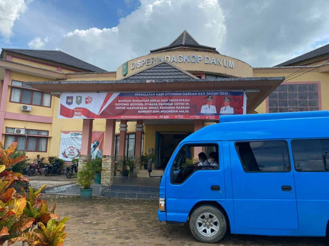 KOMUNIKASI INFORMASI DAN EDUKASI (KIE). KOMUNIKASI INFORMASI DAN EDUKASI (KIE).