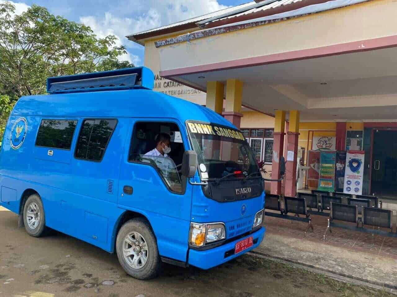 KOMUNIKASI INFORMASI DAN EDUKASI (KIE). KOMUNIKASI INFORMASI DAN EDUKASI (KIE).