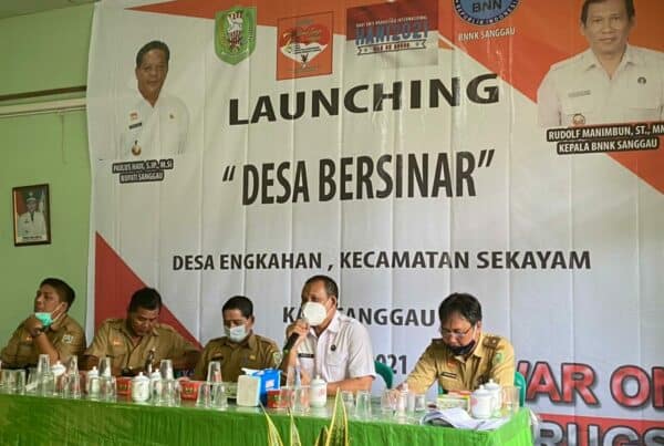 LAUNCHING DESA BERSINAR. LAUNCHING DESA BERSINAR.