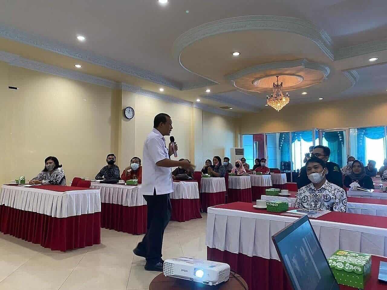 WORKSHOP PENGGIAT PENCEGAHAN, PEMBERANTASAN, PENYALAHGUNAAN DAN PEREDARAN GELAP NARKOBA DI LINGKUNGAN PENDIDIKAN. WORKSHOP PENGGIAT PENCEGAHAN, PEMBERANTASAN, PENYALAHGUNAAN DAN PEREDARAN GELAP NARKOBA DI LINGKUNGAN PENDIDIKAN.