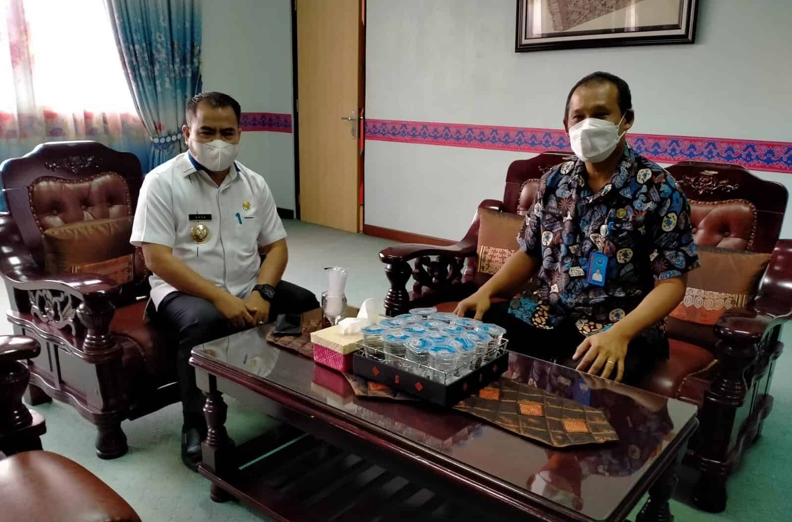 Kepala BNNK Sanggau Koordinasi dengan Bupati Sekadau terkait Inpres Nomor 2 Tahun 2020. Kepala BNNK Sanggau Koordinasi dengan Bupati Sekadau terkait Inpres Nomor 2 Tahun 2020.
