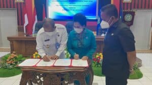 PENANDATANGANAN PERJANJIAN KERJASAMA (PKS) ANTARA BNNK SANGGAU DENGAN TIM PENGGERAK PKK KABUPATEN SANGGAU.
