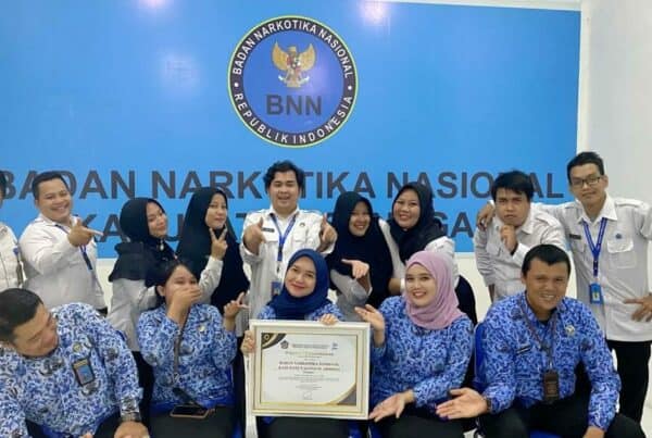 Badan Narkotika Nasional Kabupaten Sanggau menerima Piagam Penghargaan dari Kanwil Ditjen Perbendaharaan Provinsi Kalimantan Barat.