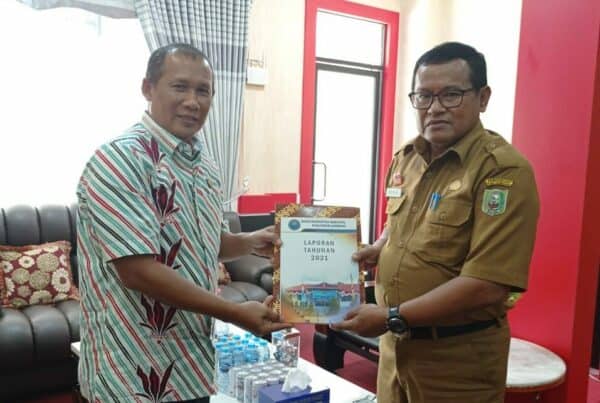 KEPALA BNNK SANGGAU MENYAMPAIKAN LAPORAN TAHUNAN 2021 KEPADA SEKDA SANGGAU