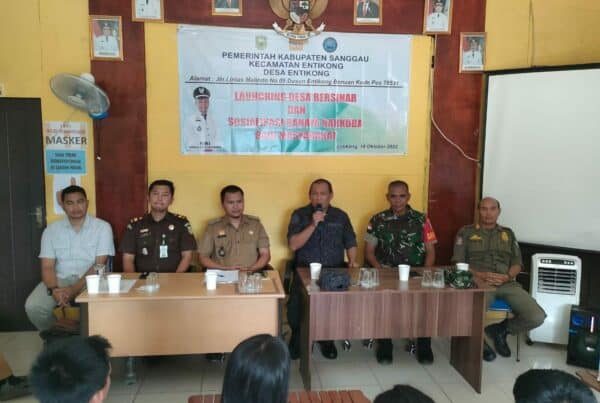LAUNCHING DESA BERSINAR DI DESA ENTIKONG